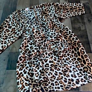LLR leopard Shirley